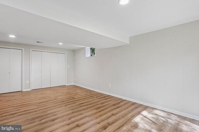 12 LILY POND CT, Rockville, MD 20852