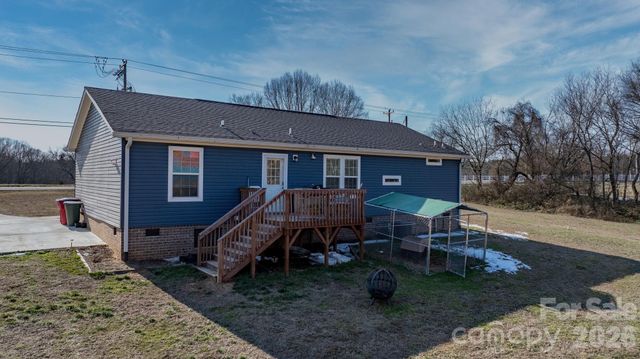 2388 Cat Square Road, Vale, NC 28168