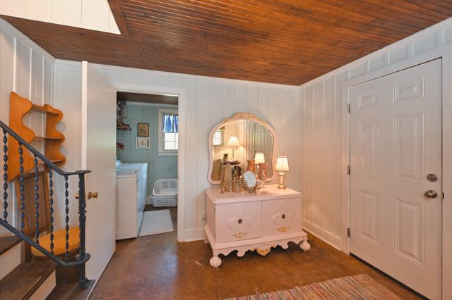 218 Harbor Dr, Hendersonville, TN 37075