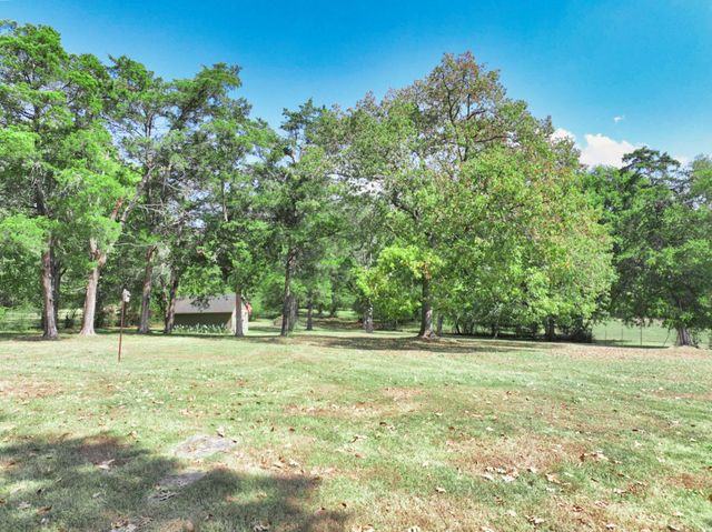 218 Harbor Dr, Hendersonville, TN 37075