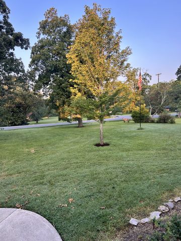 218 Harbor Dr, Hendersonville, TN 37075
