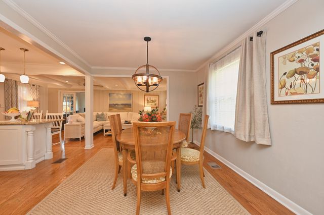 218 Harbor Dr, Hendersonville, TN 37075