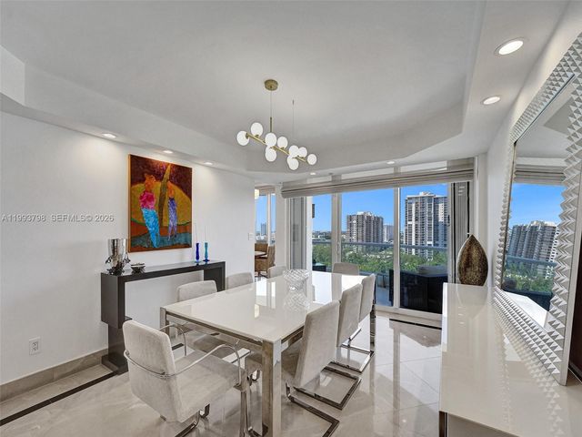 7000 Island Boulevard 1207, Aventura, FL 33160