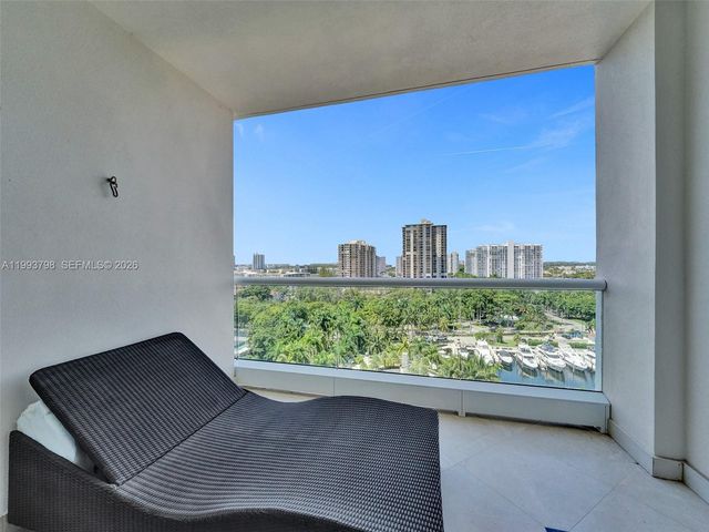 7000 Island Boulevard 1207, Aventura, FL 33160