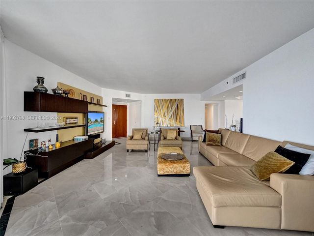7000 Island Boulevard 1207, Aventura, FL 33160