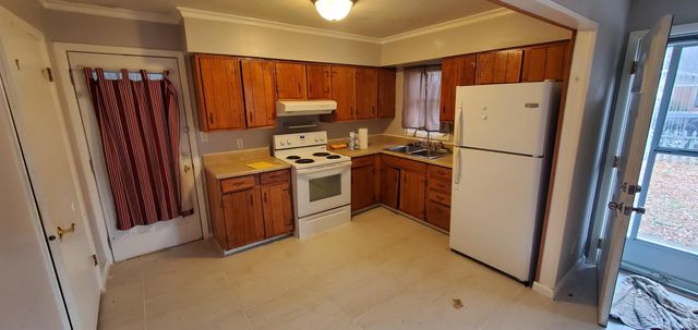 709 Wall Street, Evansville, IN 47713