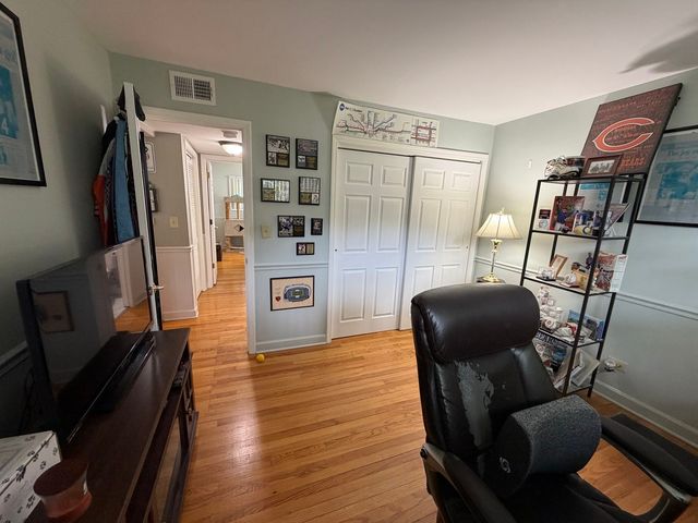 167 E Palatine Road I, Palatine, IL 60067