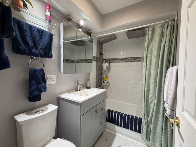167 E Palatine Road I, Palatine, IL 60067