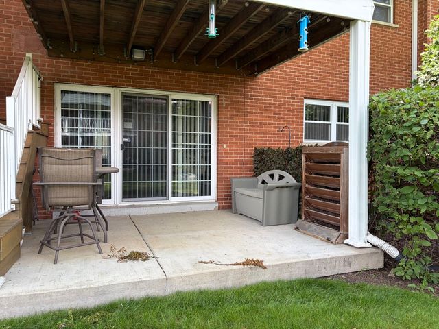 167 E Palatine Road I, Palatine, IL 60067