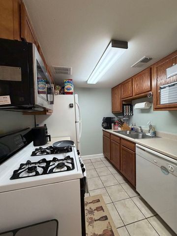 167 E Palatine Road I, Palatine, IL 60067