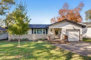 1927 South Plaza Avenue, Springfield, MO 65804