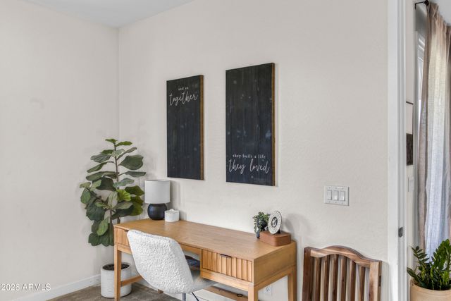 17976 W ASHLEY Drive, Goodyear, AZ 85338