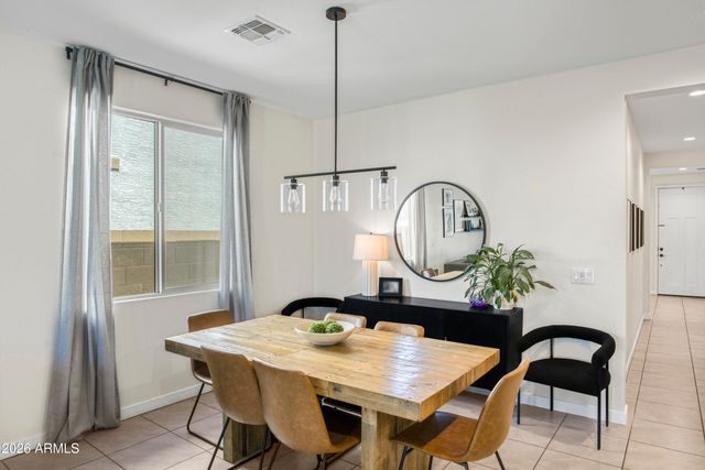 17976 W ASHLEY Drive, Goodyear, AZ 85338