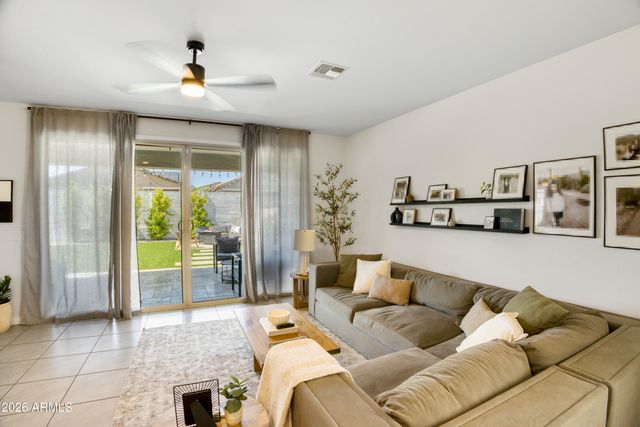 17976 W ASHLEY Drive, Goodyear, AZ 85338