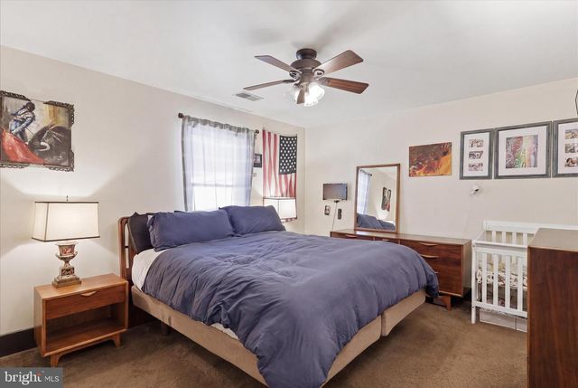 18008 PUTTER DR, Hagerstown, MD 21740