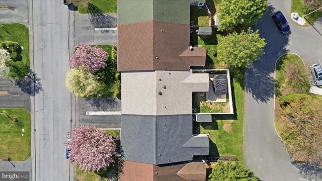 18008 PUTTER DR, Hagerstown, MD 21740