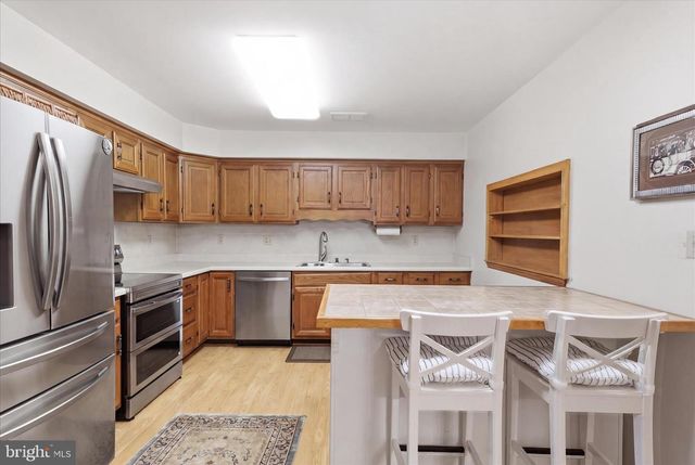 18008 PUTTER DR, Hagerstown, MD 21740