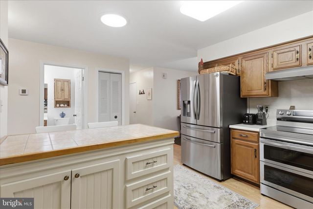18008 PUTTER DR, Hagerstown, MD 21740