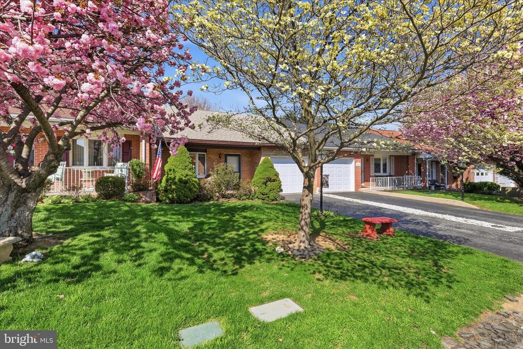 18008 PUTTER DR, Hagerstown, MD 21740