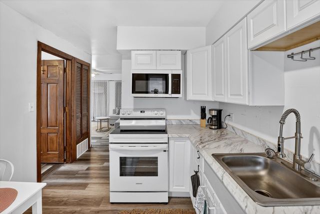 1201 Mckinley Avenue, Bay City, MI 48708