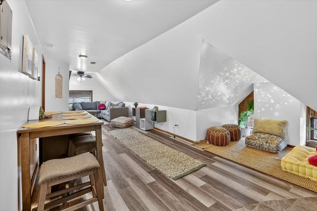 1201 Mckinley Avenue, Bay City, MI 48708