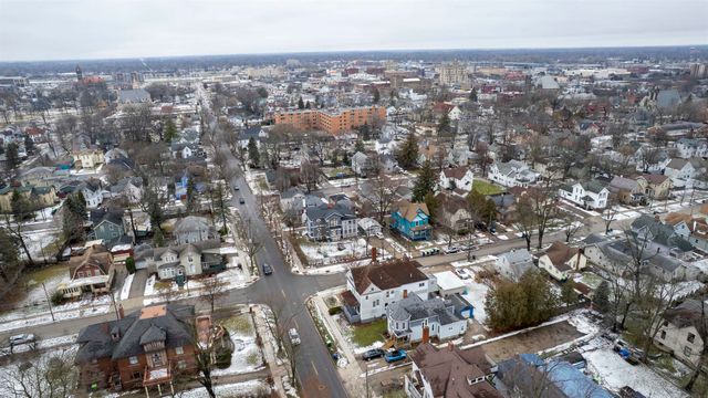 1201 Mckinley Avenue, Bay City, MI 48708