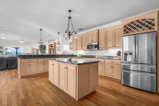 2017 Sutherland Bluff Drive NE, Townsend, GA 31331