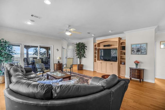 2017 Sutherland Bluff Drive NE, Townsend, GA 31331