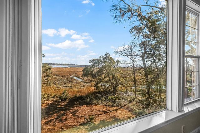 2017 Sutherland Bluff Drive NE, Townsend, GA 31331