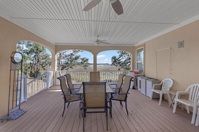 2017 Sutherland Bluff Drive NE, Townsend, GA 31331