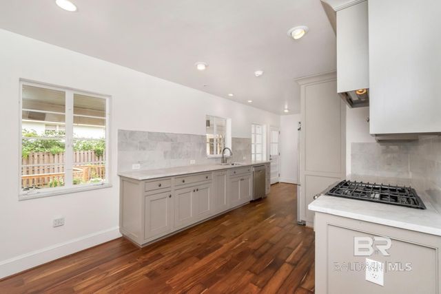 4 Turnout Lane, Mobile, AL 36608