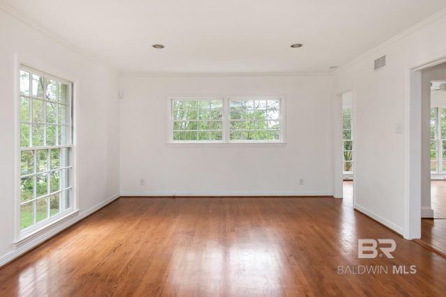 4 Turnout Lane, Mobile, AL 36608