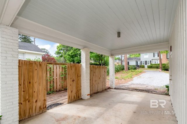 4 Turnout Lane, Mobile, AL 36608