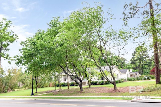 4 Turnout Lane, Mobile, AL 36608