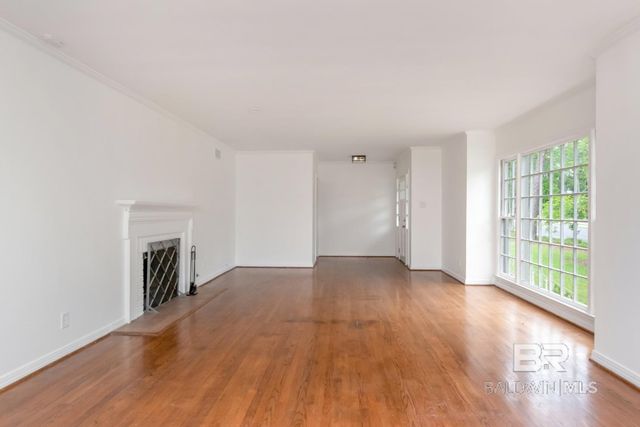4 Turnout Lane, Mobile, AL 36608