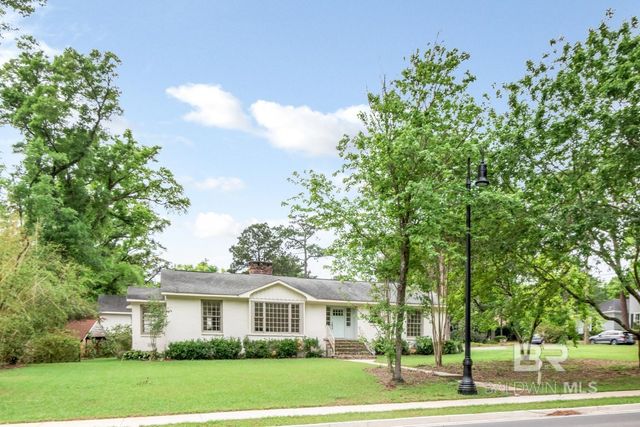 4 Turnout Lane, Mobile, AL 36608