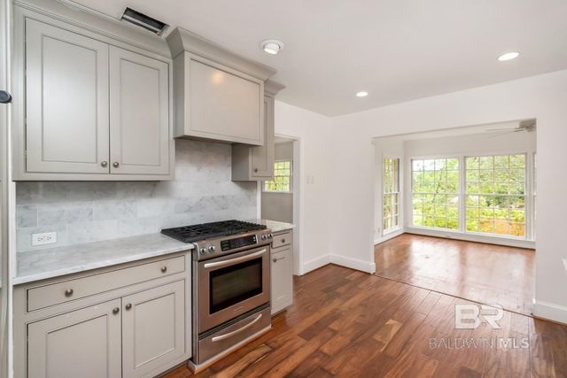 4 Turnout Lane, Mobile, AL 36608