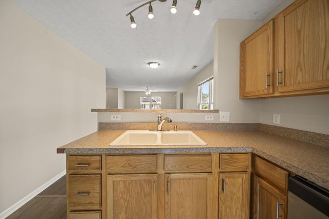 2194 Rustic Ledge Drive, Columbus, OH 43219