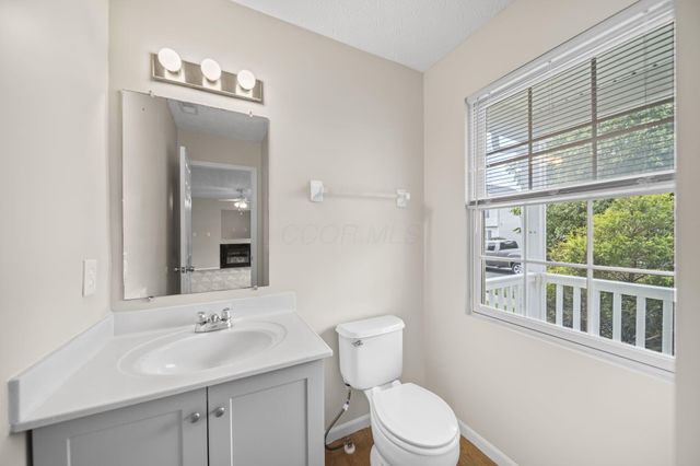 2194 Rustic Ledge Drive, Columbus, OH 43219