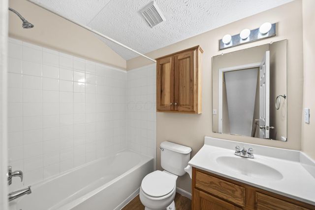 2194 Rustic Ledge Drive, Columbus, OH 43219