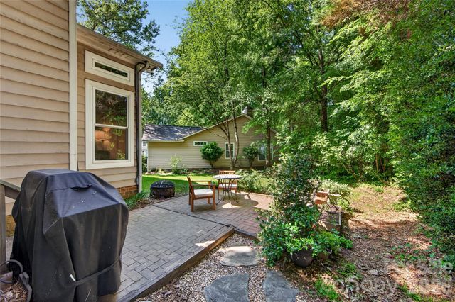 803 Water Wheel Court, Charlotte, NC 28209