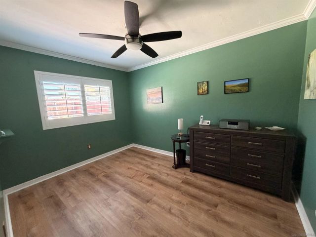 10041 N Gem Tree Way, Santee, CA 92071