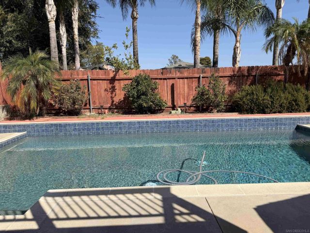 10041 N Gem Tree Way, Santee, CA 92071