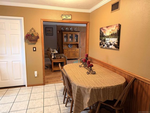 10041 N Gem Tree Way, Santee, CA 92071