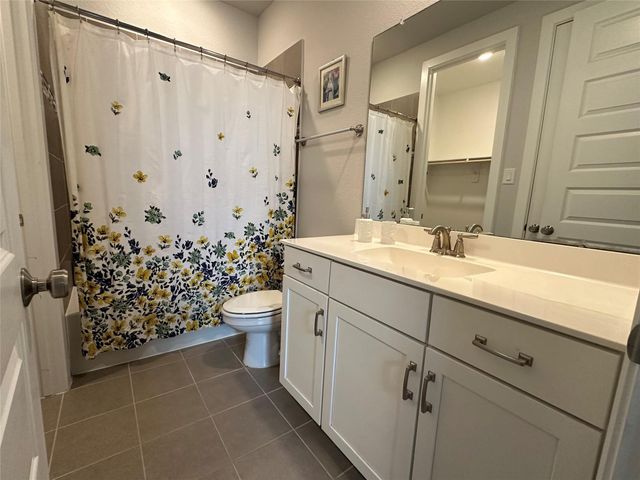 41 Snowdrop Lily Drive, Tomball, TX 77375