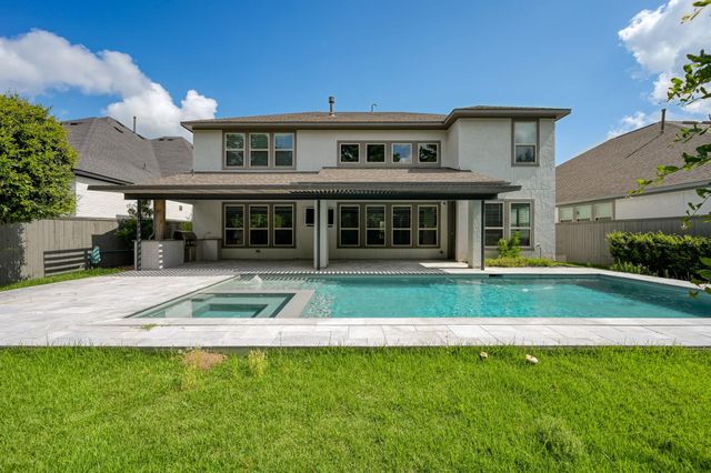 41 Snowdrop Lily Drive, Tomball, TX 77375