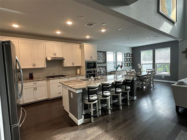 41 Snowdrop Lily Drive, Tomball, TX 77375