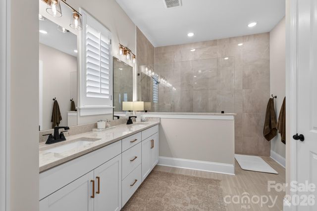 1018 Lowland Way, Waxhaw, NC 28173