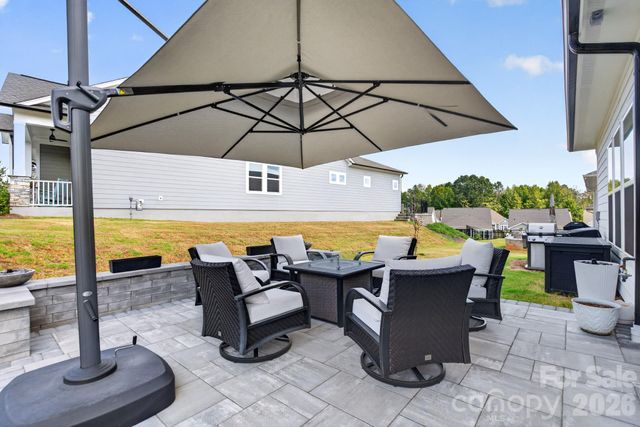 1018 Lowland Way, Waxhaw, NC 28173