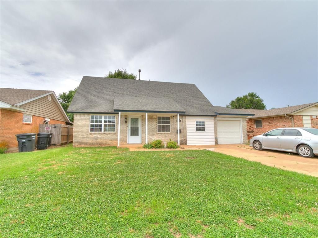 1205 Saint George Avenue, Moore, OK 73160